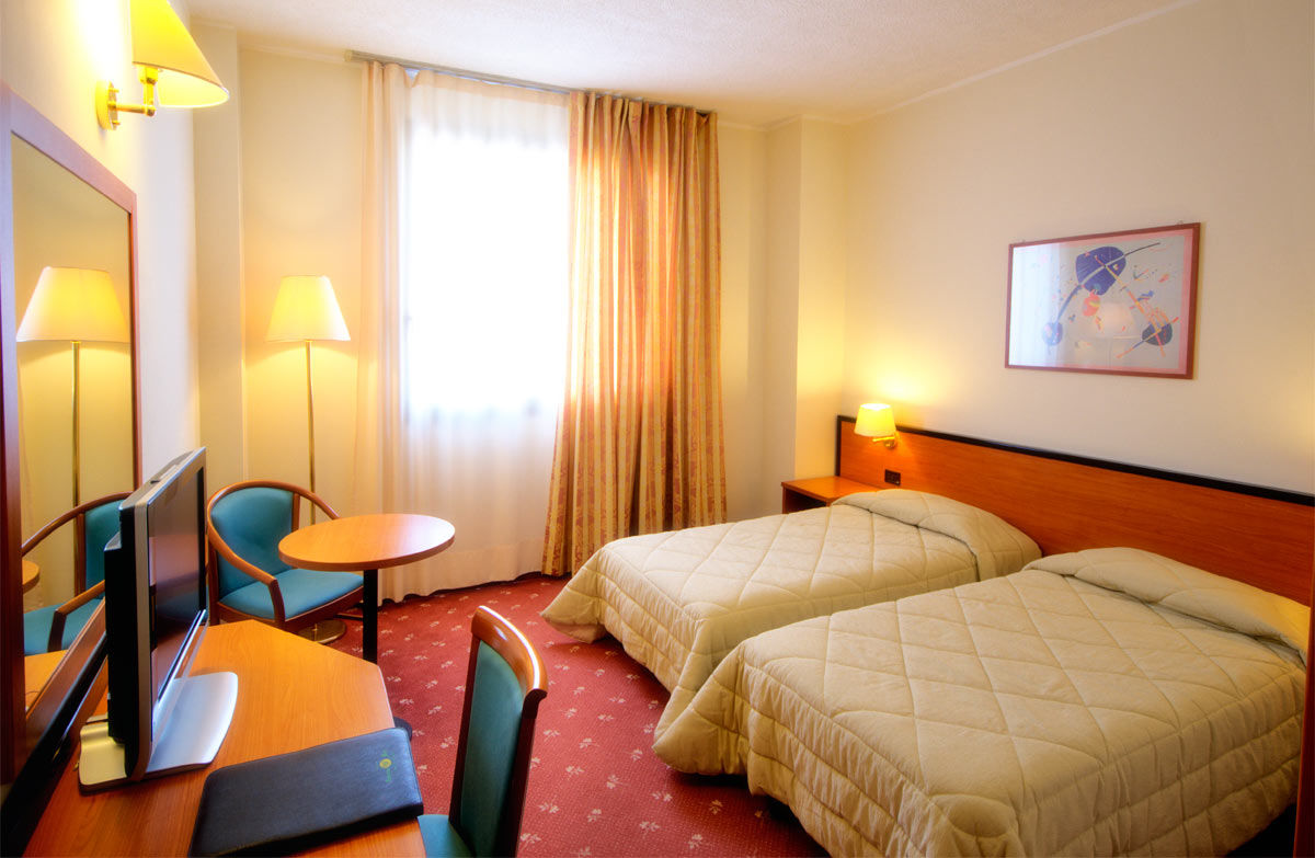 Hotel Executive Meeting & Events Ούντινε Εξωτερικό φωτογραφία